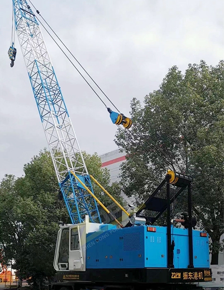 蘇州油電混合動力輪胎起重機